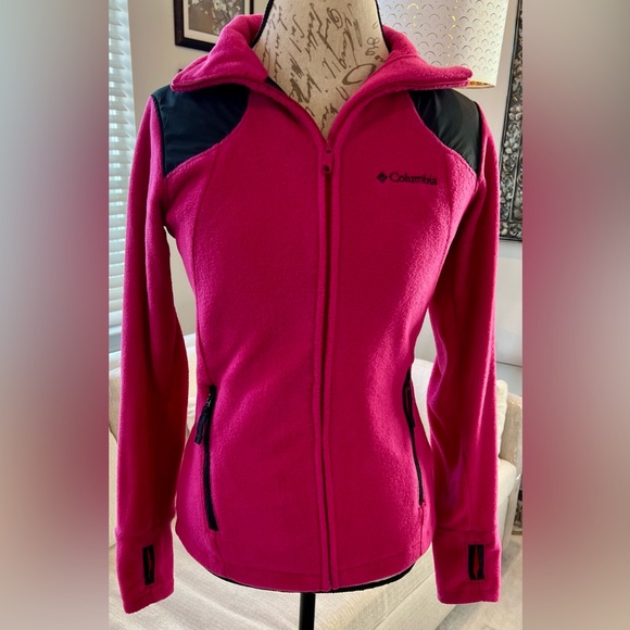 Columbia Jackets & Blazers - Columbia Women's Fuchsia and Black Jacket Pockets Barbie